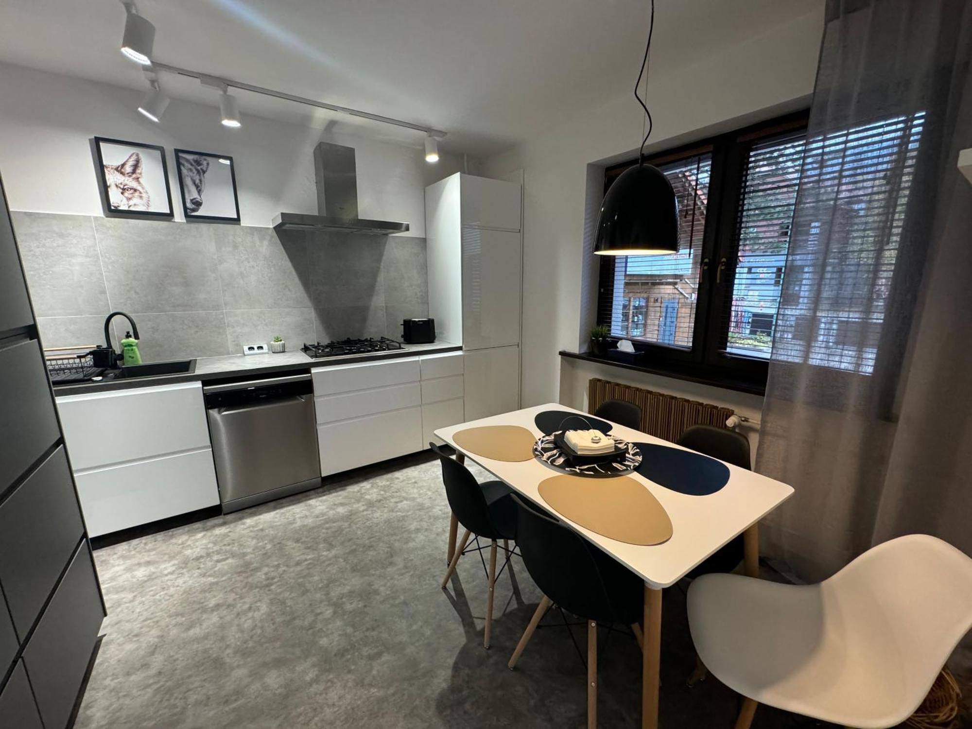 Apartament Na 102 - Z Widokiem Na Skocznie Narciarska, Serwis I Wypozyczalnia Nart Na Miejscu -20Procent Dla Gosci Szczyrk Luaran gambar
